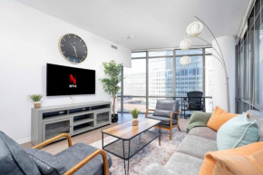 Beautiful 2BR 2BA w 4 Beds Near Yorkville Bloor